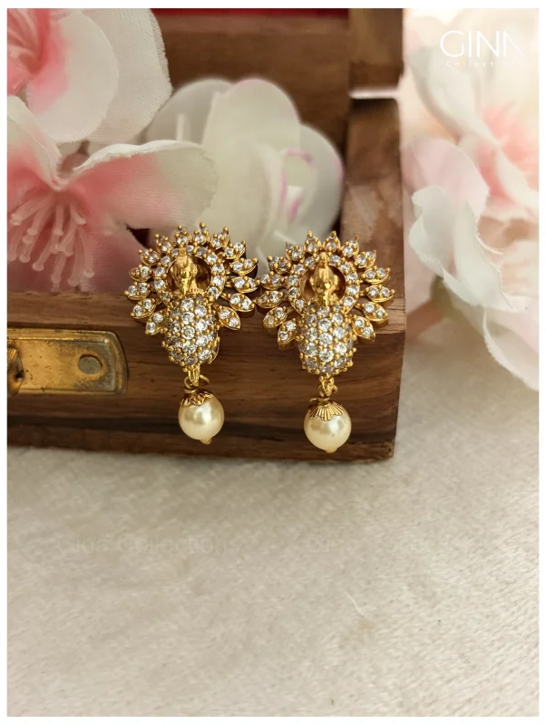 Peacock with Pearl Drops Stud