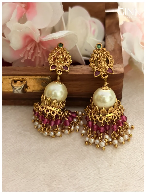 Pearl on Leaf Hangings