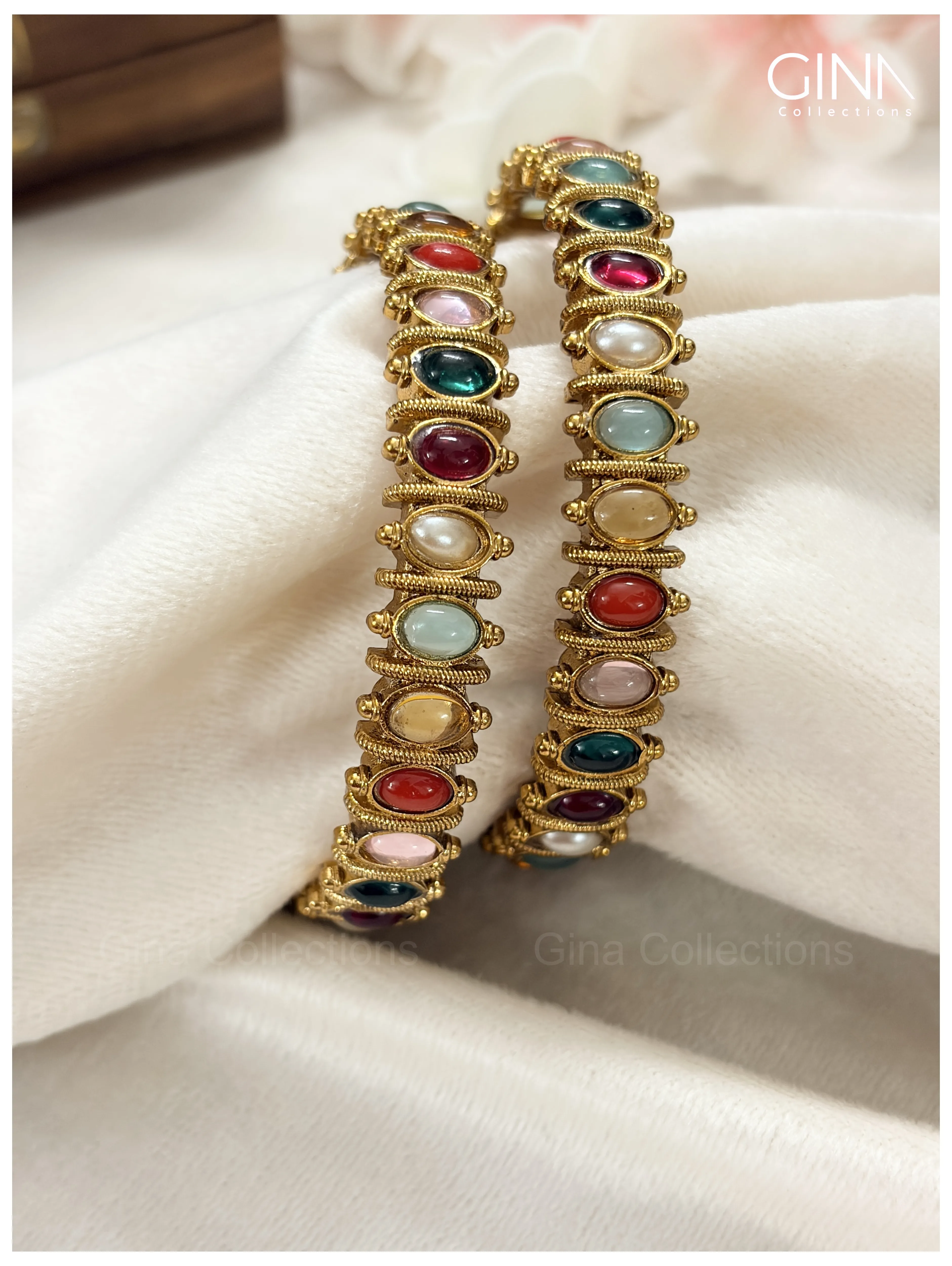 Antique Gold Bangles Alternative View